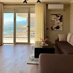 Avenue Haven Apartman *