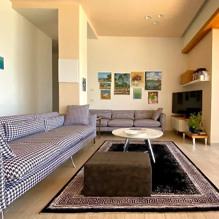 Eka Luxury Seaview Apartment