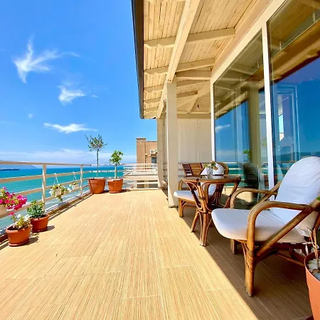 Eka Luxury Seaview Apartment *