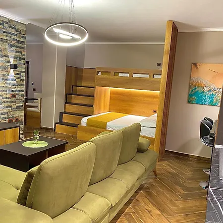 Avenue Haven Appartamento Vlorë
