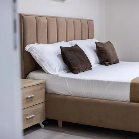 Eka Luxury Seaview Apartment *