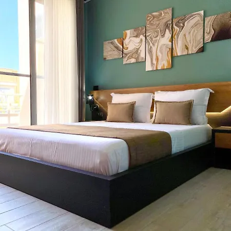 Avenue Haven * Vlore