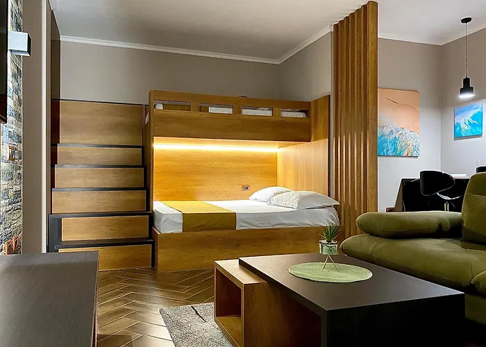 Avenue Haven Avlonya